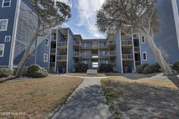 2264 New River Inlet RD #306, North Topsail Beach, NC 28460