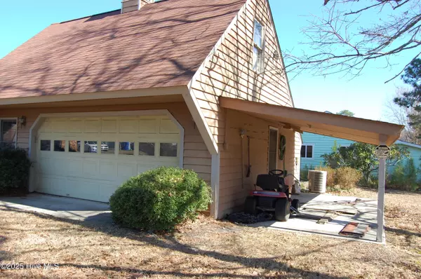 Newport, NC 28570,2528 East Forest DR E