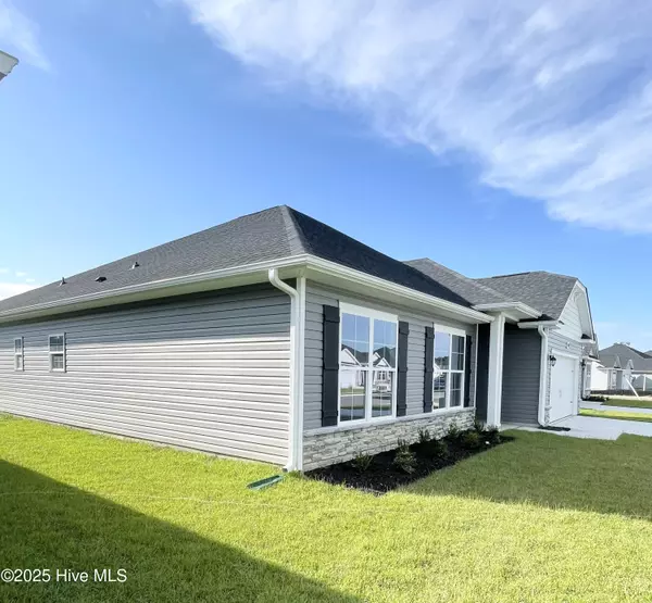 New Bern, NC 28562,2018 Medina Spirit ST