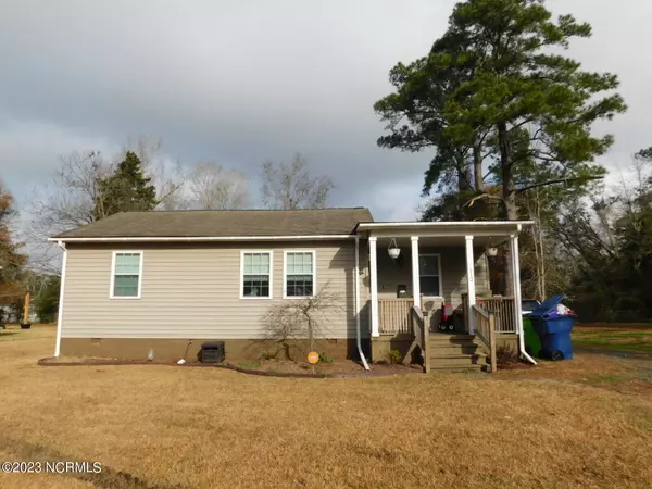 112 Beaufort DR, Havelock, NC 28532