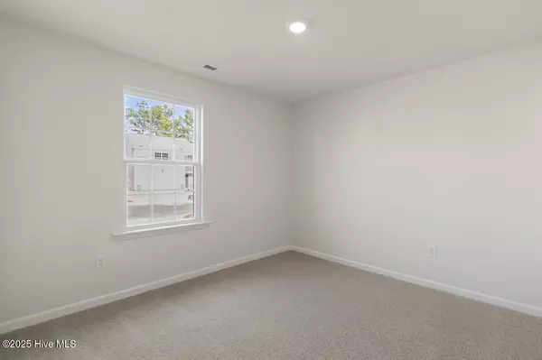 Sanford, NC 27332,417 Citron ST