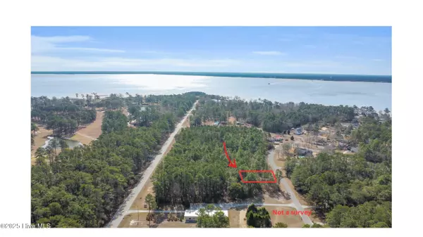 401 Hardison DR, Minnesott Beach, NC 28510
