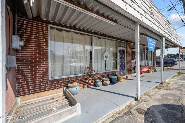 Jacksonville, NC 28540,919 Lejeune BLVD