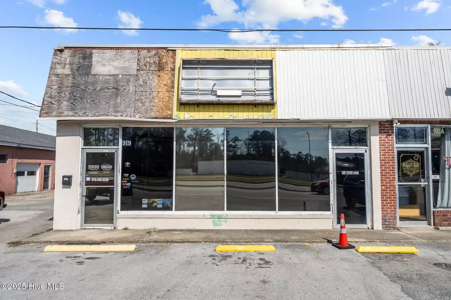 919 Lejeune BLVD, Jacksonville, NC 28540