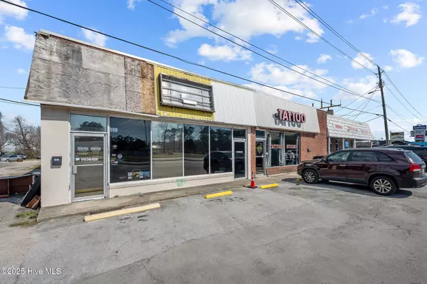 Jacksonville, NC 28540,919 Lejeune BLVD