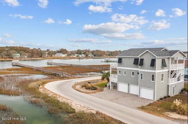 146 Greensboro ST, Holden Beach, NC 28462