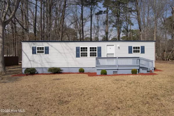 72 Shady Lake RD, Tarboro, NC 27886