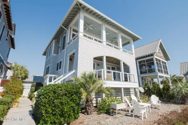 43 Transom ROW, Bald Head Island, NC 28461