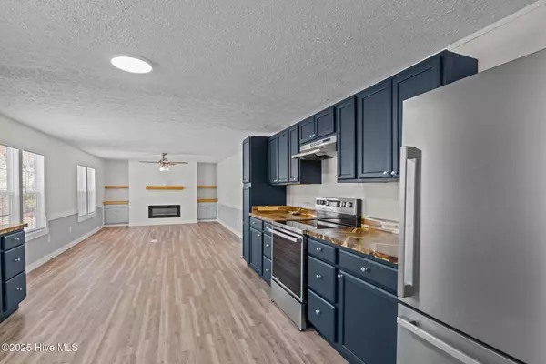 Fairmont, NC 28340,4577 Old Stage RD