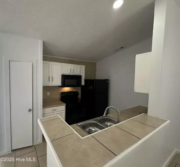 Havelock, NC 28532,135 Village CT