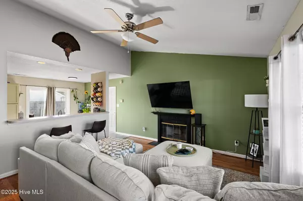 Hubert, NC 28539,115 Byrum RUN