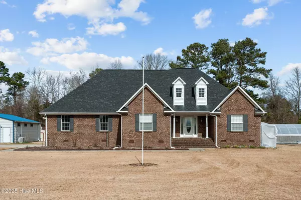 155 Burkett RD, Dover, NC 28526