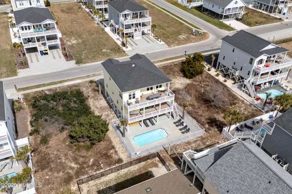 Ocean Isle Beach, NC 28469,436 E Third ST