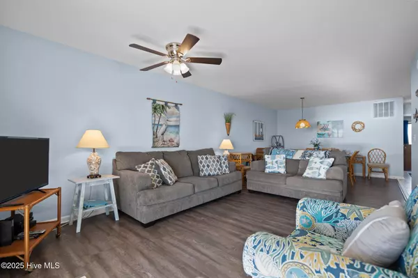 Carolina Beach, NC 28428,1308 Carolina Beach AVE N #2c