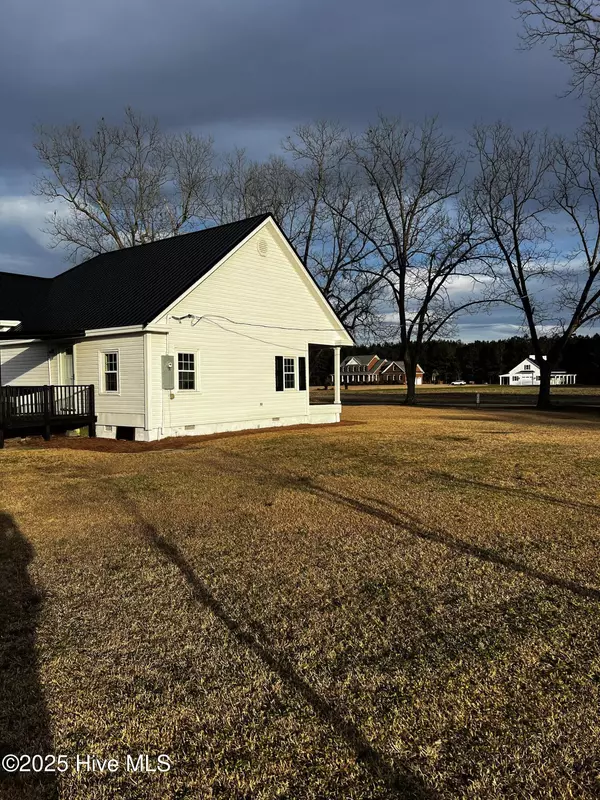 Whiteville, NC 28472,1948 Gores Trailer RD