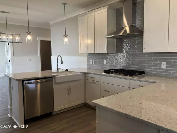 Southport, NC 28461,2289 Crescent Bay DR