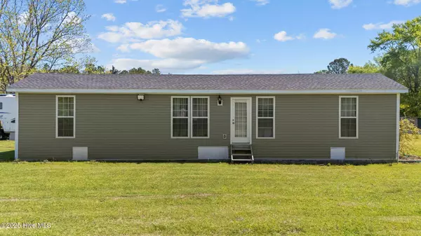 12021 Swamp Fox HWY E, Tabor City, NC 28463