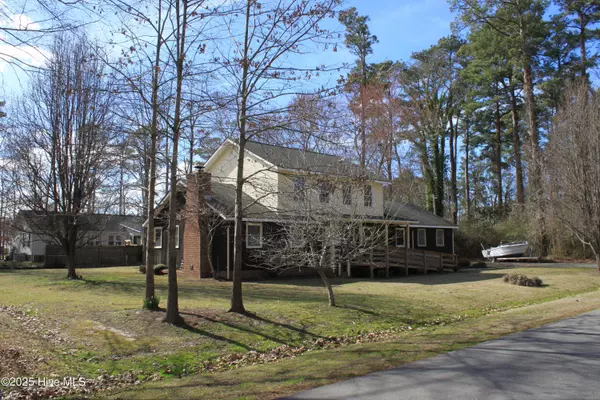 Edenton, NC 27932,518 Coral LN