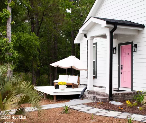 Southport, NC 28461,110 Highland Park AVE