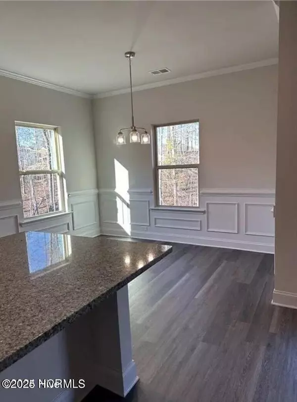 New Bern, NC 28562,2020 Medina Spirit ST