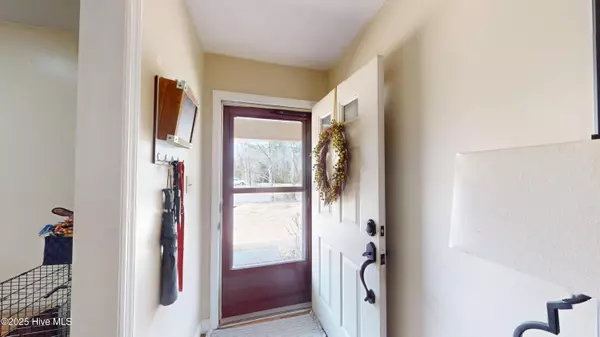 New Bern, NC 28560,109 Huntcliff RD