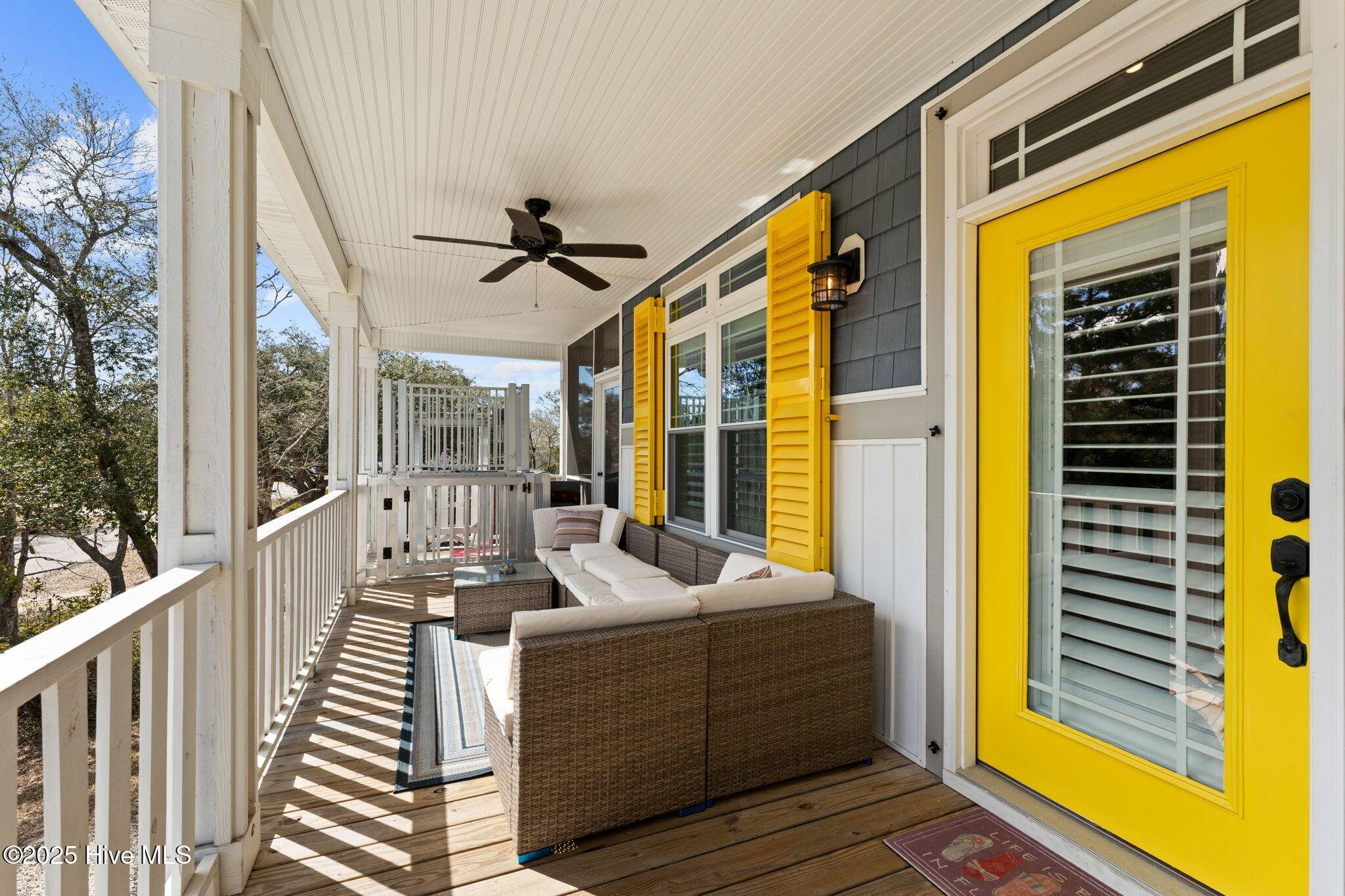 Oak Island, NC 28465,111 NE 54th ST