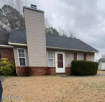 216 Deer Creek DR, Jacksonville, NC 28546