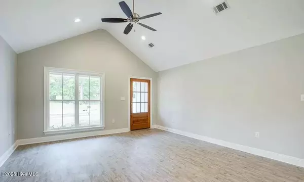 Hampstead, NC 28443,136 Holly Tree Lane LN