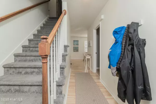 Hubert, NC 28539,109 Spain DR