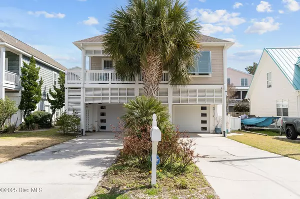 1717 Pinfish LN #1 & 2, Kure Beach, NC 28449