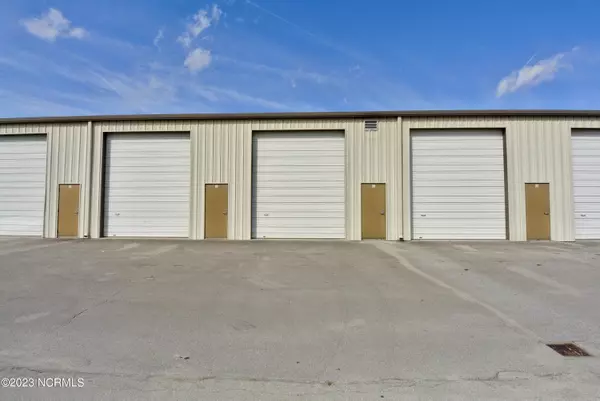 New Bern, NC 28562,306 Jimmies Creek DR