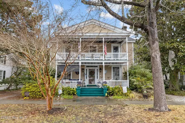 Beaufort, NC 28516,707 Ann ST