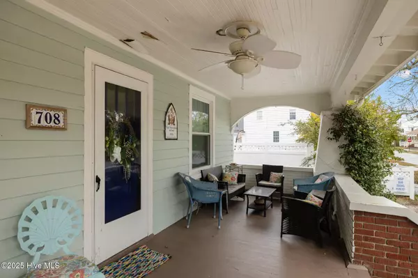 Beaufort, NC 28516,708 Ann ST