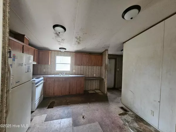 Princeville, NC 27886,600 King AVE