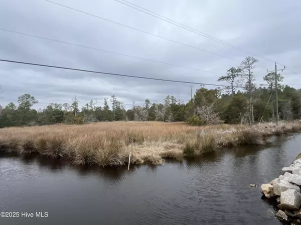 Bayboro, NC 28515,12043 Nc Highway 304