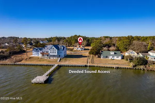 Aydlett, NC 27916,292 Narrow Shore RD