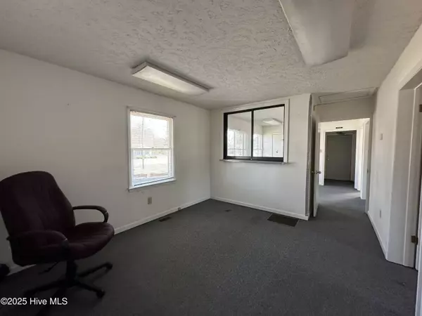 Windsor, NC 27983,101 Sutton DR