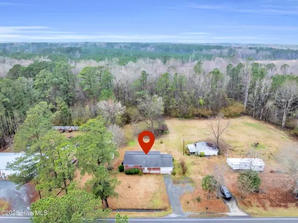 Burgaw, NC 28425,1366 Nc Highway 53