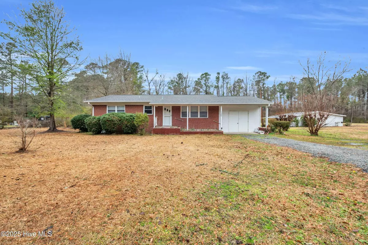 Burgaw, NC 28425,1366 Nc Highway 53