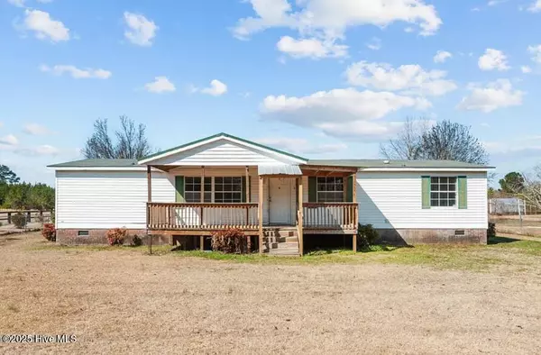 686 Casey RD, Kinston, NC 28501