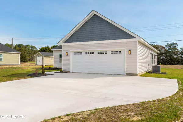 Washington, NC 27889,296 Mulberry DR
