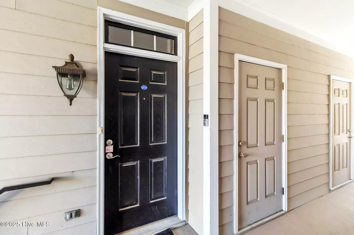 Fayetteville, NC 28301,212 Fountainhead LN #204