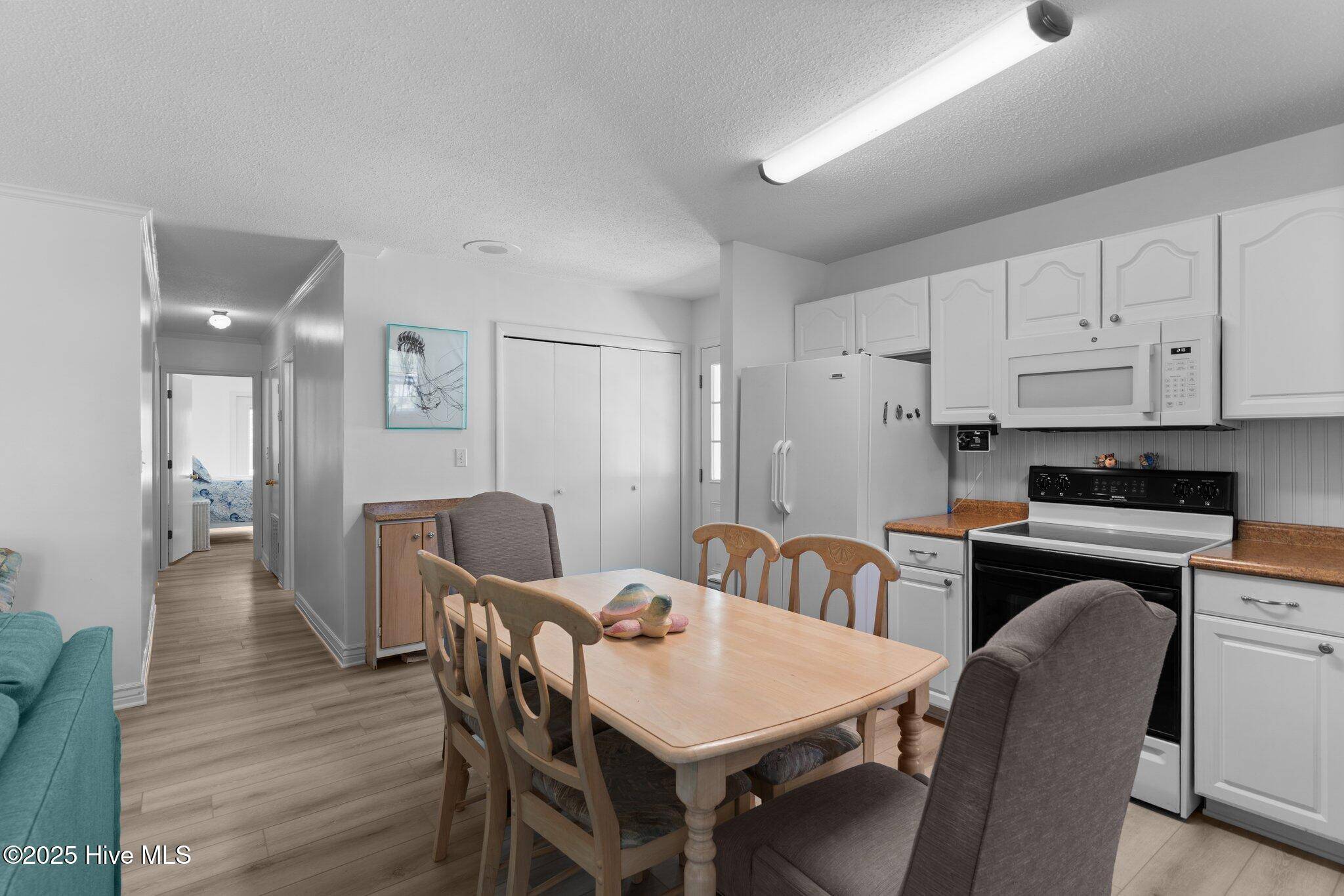 Oak Island, NC 28465,109 NE 17th ST