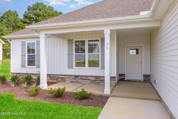 Selma, NC 27576,71 Royal AVE