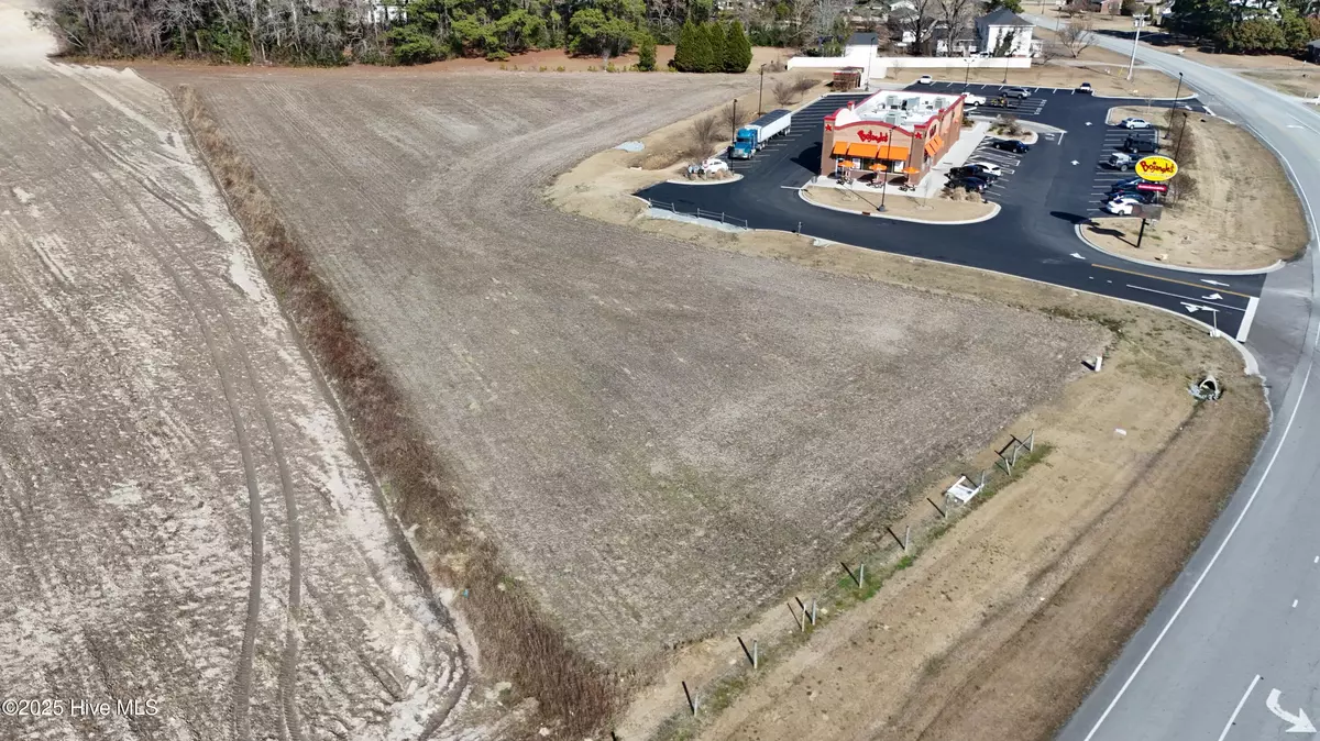 Chocowinity, NC 27817,0 Bragaw LN