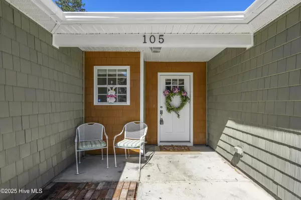 Hampstead, NC 28443,105 Bay Tree CIR
