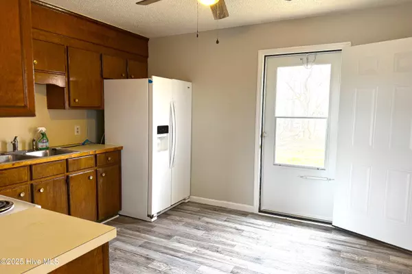 Williamston, NC 27892,206 Willow DR