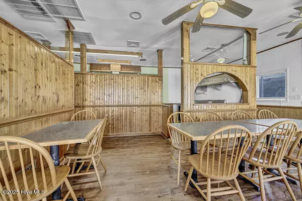 Surf City, NC 28445,610 N New River DR