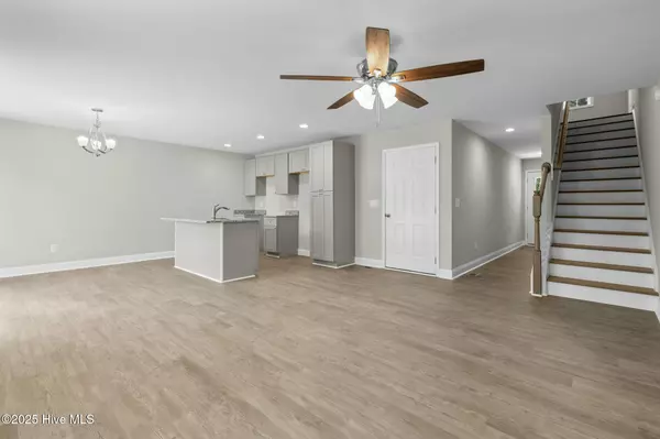 Southern Pines, NC 28387,460 S Glover ST