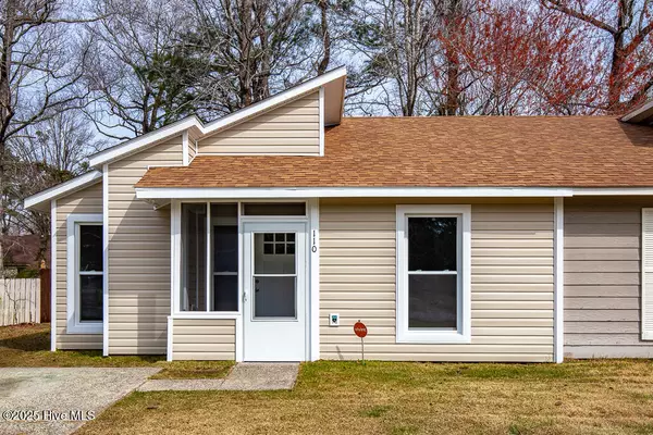110 Twin Wood DR, Havelock, NC 28532